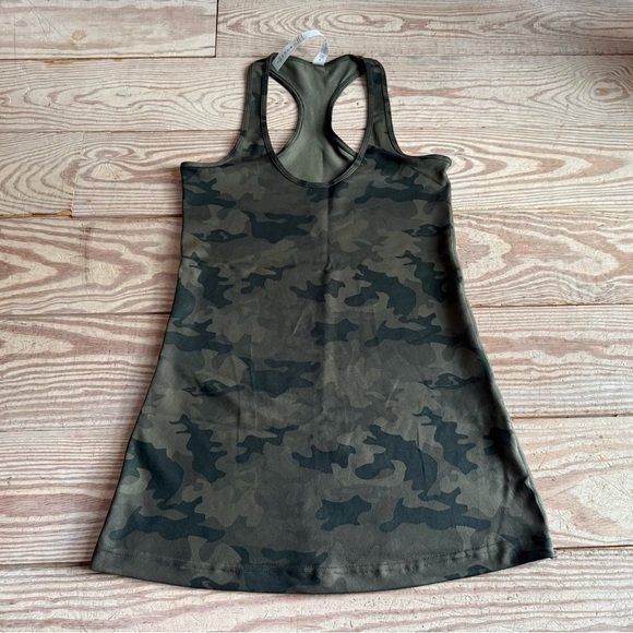 Lululemon Cool Racerback Tank size 6 - Picture 1 of 3